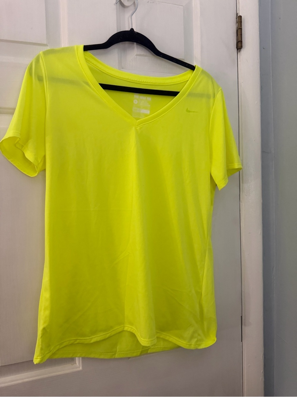 Nike Dri-FIT Women’s XL Neon Volt Yellow V-Neck Running Shirt